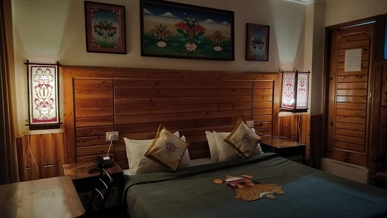 Auspiscious Him View Hotel McLeod Ganj Dış mekan fotoğraf